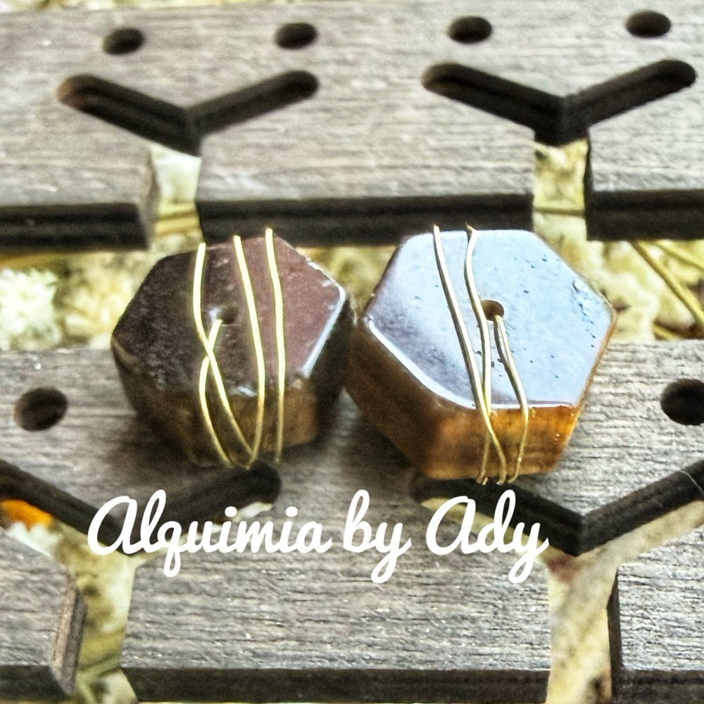 Brown agate brass statement earrings - Picture 5 of 5